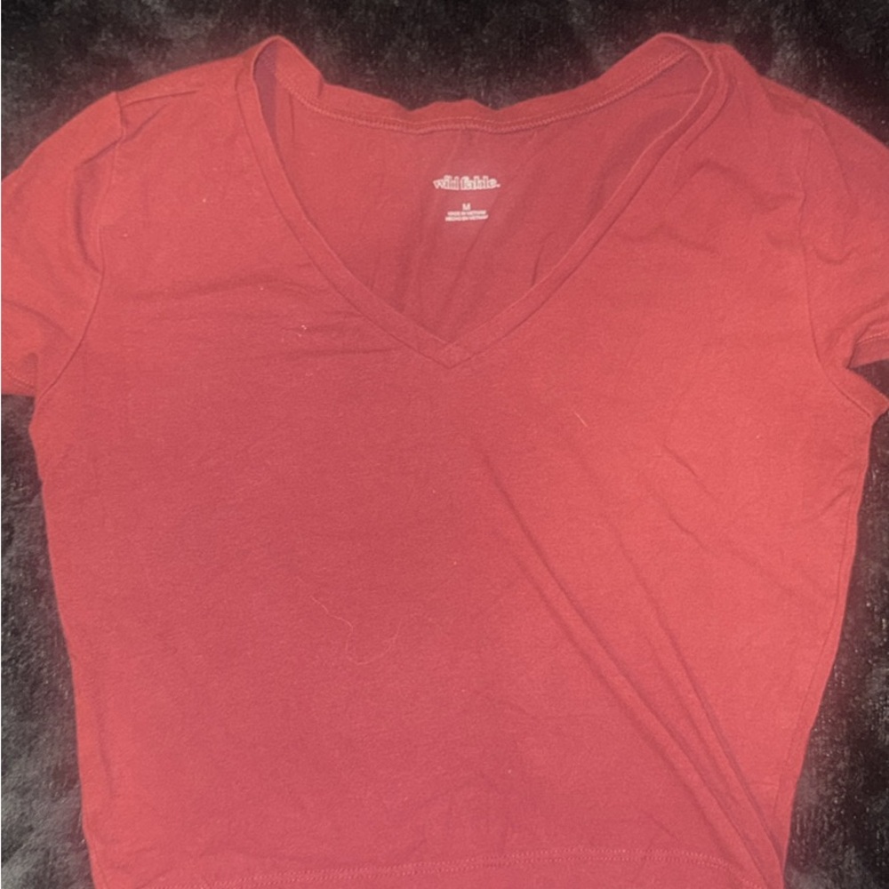 Wild Fable Women's Burgundy V-Neck Tee